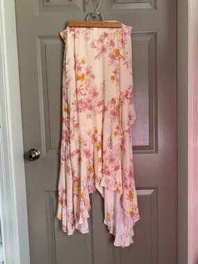BP. Nordstrom Floral Asymmetrical Midi Skirt NWT Size M Blush Pink Cottagecore